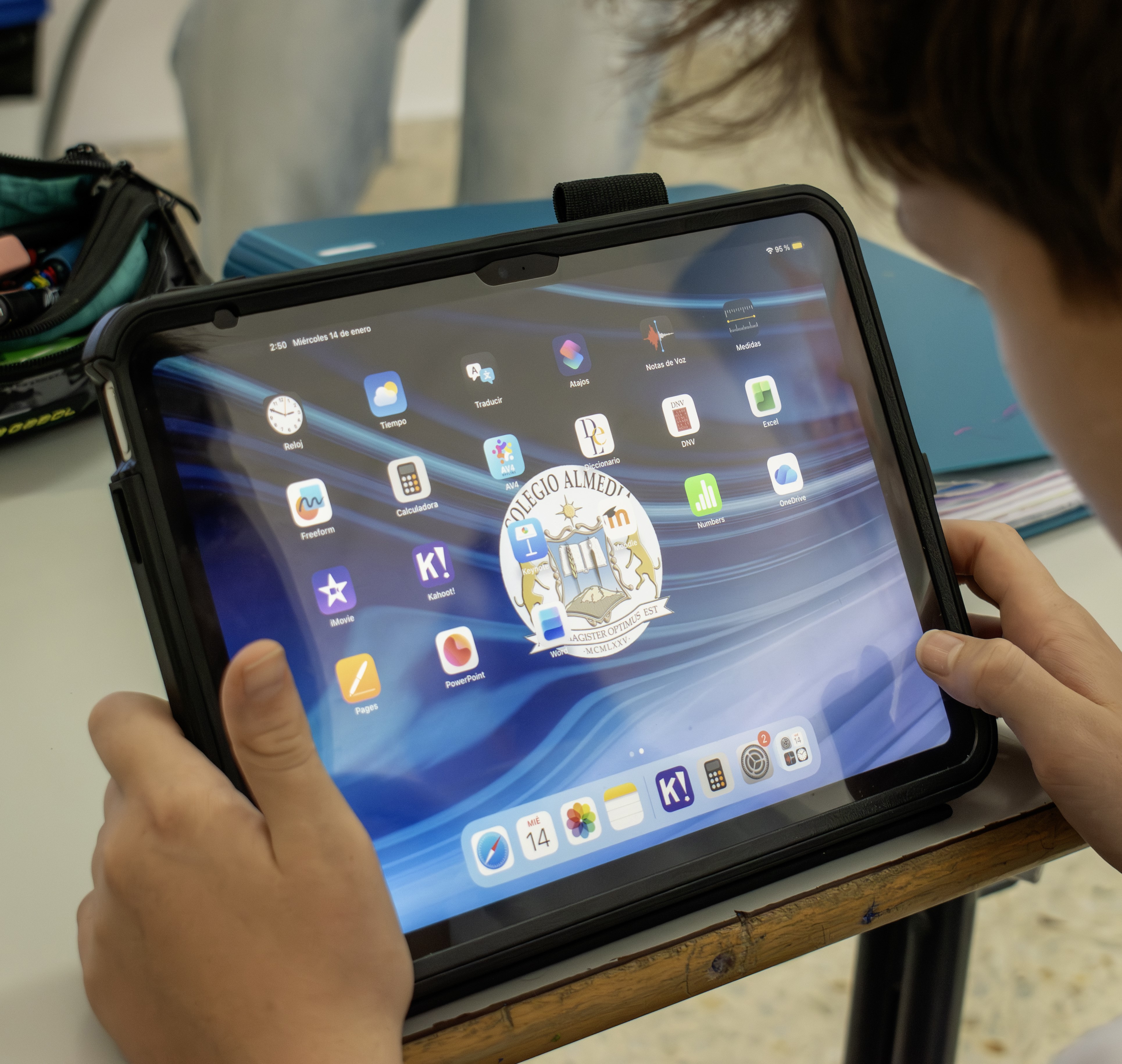 foto entrada del colegio