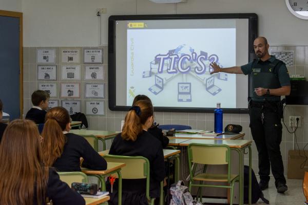 Charla Guardia Civil