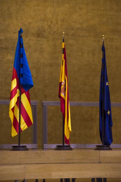 Entrega premios al rendimiento académico